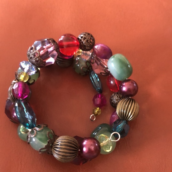 Two Stretch Bracelets - Picture 3 of 5